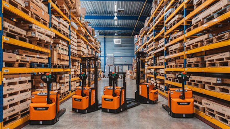 Logistics & Warehousing